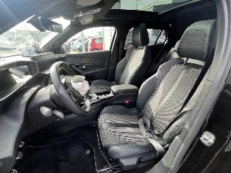 Peugeot 2008 1.2 PureTech GT picture 15