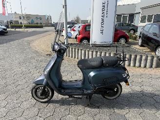 skadebil bromfiets La Souris  Snorscooter Sourini RS 2020/11