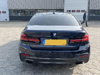 BMW 5-serie 530d xDrive High Executive picture 3