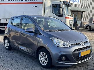 Hyundai I-10 1.0i i-Motion Comfort picture 3