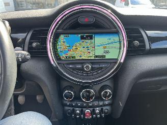 Mini Cooper 1.5 Cooper Marylebone picture 20