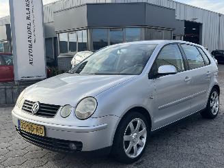 skadebil auto Volkswagen Polo 1.4-16V 2003/8