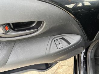 Peugeot 108 1.0 e-VTi Active picture 16