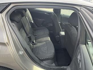 Opel Astra 1.0 Online Edition picture 12