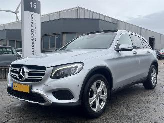 Schadeauto Mercedes GLC 220 d 4MATIC Prestige AUTOMAAT PANO 2016/1