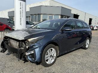 Vrakbiler auto Kia Ceed 1.0 T-GDi DynamicLine 2019/1