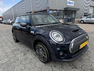 Mini Electric Yours 33 kWh picture 3