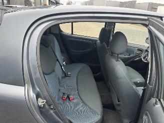 Toyota Yaris 1.0 VVT-i S-Line picture 12