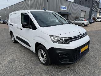 Unfall Kfz Van Citroën Berlingo 1.5 BlueHDi 100 S&S L2 2023/10