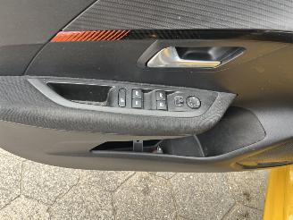 Peugeot e-208 EV Active Pack 50 kWh picture 14