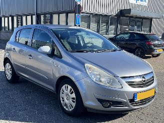 Opel Corsa 1.2-16V Essentia picture 3