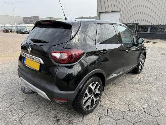 Renault Captur Automaat 1.3 TCe Initiale Paris picture 4