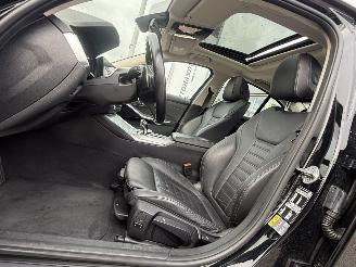 BMW 3-serie 330e Business Edition Plus picture 13