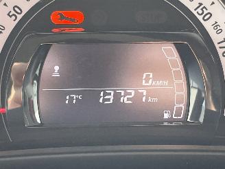 Renault Twingo 1.0 SCe Intens picture 17