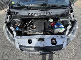 Suzuki Splash 1.0 Exclusive picture 7