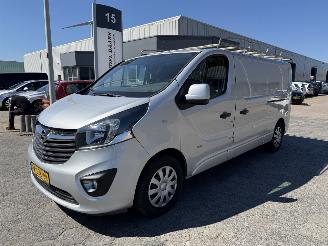 krockskadad bil bedrijf Opel Vivaro 1.6 CDTI 145PK L2H1 2016/12