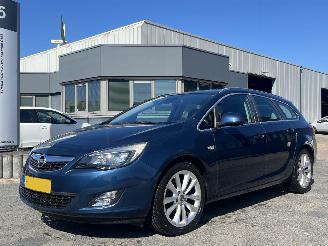 škoda osobní automobily Opel Astra Sports Tourer 1.6 Turbo Sport 2011/1