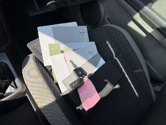 Nissan X-Trail 2.0 Columbia Style 2wd picture 24