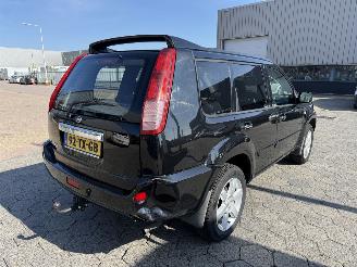 Nissan X-Trail 2.0 Columbia Style 2wd picture 4