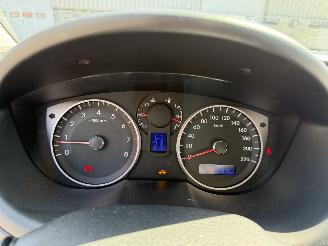 Hyundai I-20 1.2i i-Deal picture 18