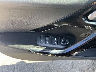 Peugeot 208 1.2 PureTech Blue Lease Executive picture 20