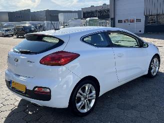 Kia Cee d 1.6 GDI Business Pack picture 4