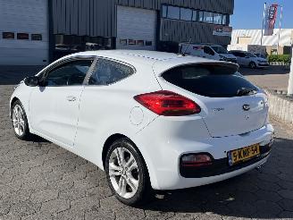 Kia Cee d 1.6 GDI Business Pack picture 6