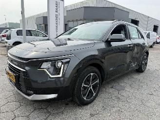 skadebil auto Kia Niro 1.6 GDi Hybrid DynamicLine 2024/3