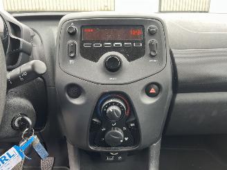 Peugeot 108 1.0 e-VTi Access picture 16