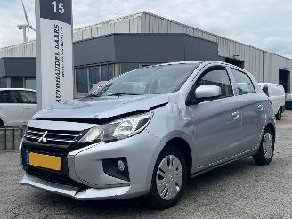 krockskadad bil auto Mitsubishi Space-star 1.2 Cool+ 2021/11