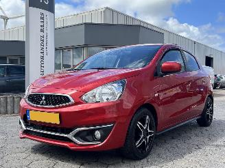 krockskadad bil auto Mitsubishi Space-star 1.0 Intense 2017/6