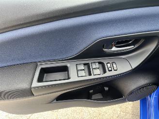Toyota Yaris 1.5 Hybrid Bi-Tone picture 15