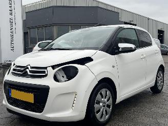 damaged passenger cars Citroën C1 1.0 VTi Feel 2021/2