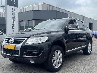 Schadeauto Volkswagen Touareg 3.6 V6 FSI AUTOMAAT PANO 2009/6
