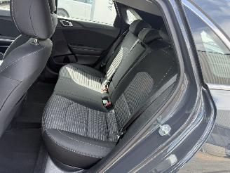 Kia Ceed 1.0 T-GDi DynamicLine picture 13