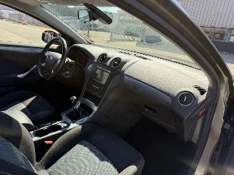 Ford Mondeo Wagon 1.6 TDCi ECOnetic Trend Business picture 17