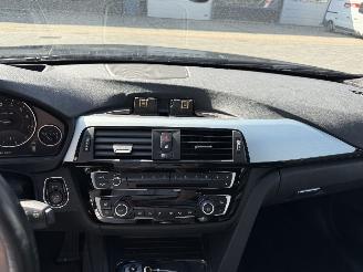 BMW 3-serie Touring 330i Centennial High Executive picture 20