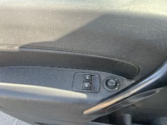 Renault Kangoo 1.5 Blue dCi 95 Comfort picture 14