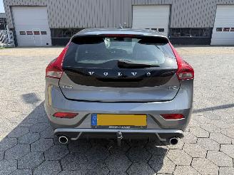 Volvo V-40 2.0 D2 R-Design Business picture 7