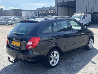 Skoda Fabia Combi 1.6-16V Sport picture 4
