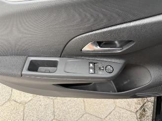 Opel Corsa 1.2 Edition picture 13