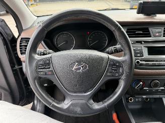 Hyundai I-20 1.2 HP i-Motion picture 14