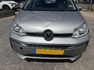 Volkswagen Up! 1.0 BMT move up! picture 10