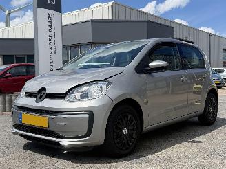 Avarii autoturisme Volkswagen Up! 1.0 BMT move up! 2019/8