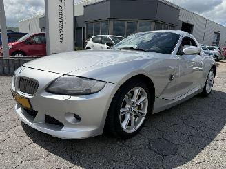 uszkodzony samochody osobowe BMW Z4 Roadster 3.0i S 2004/6