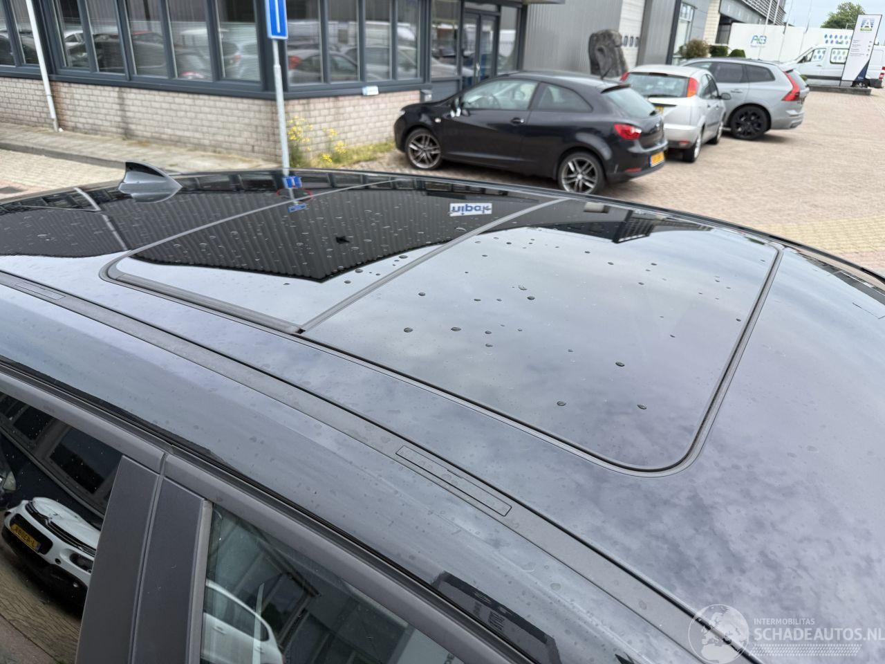 BMW 1-serie 118i High Executive AUTOMAAT