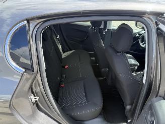 Peugeot 208 1.2 PureTech Allure picture 10