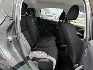Peugeot 208 1.0 PureTech Access picture 13