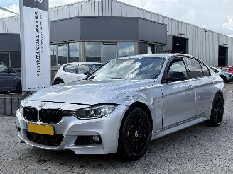 Coche accidentado BMW 3-serie 320i Executive 2015/10
