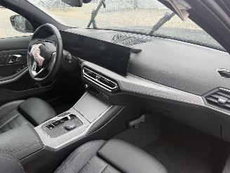 BMW 3-serie 330e M picture 12
